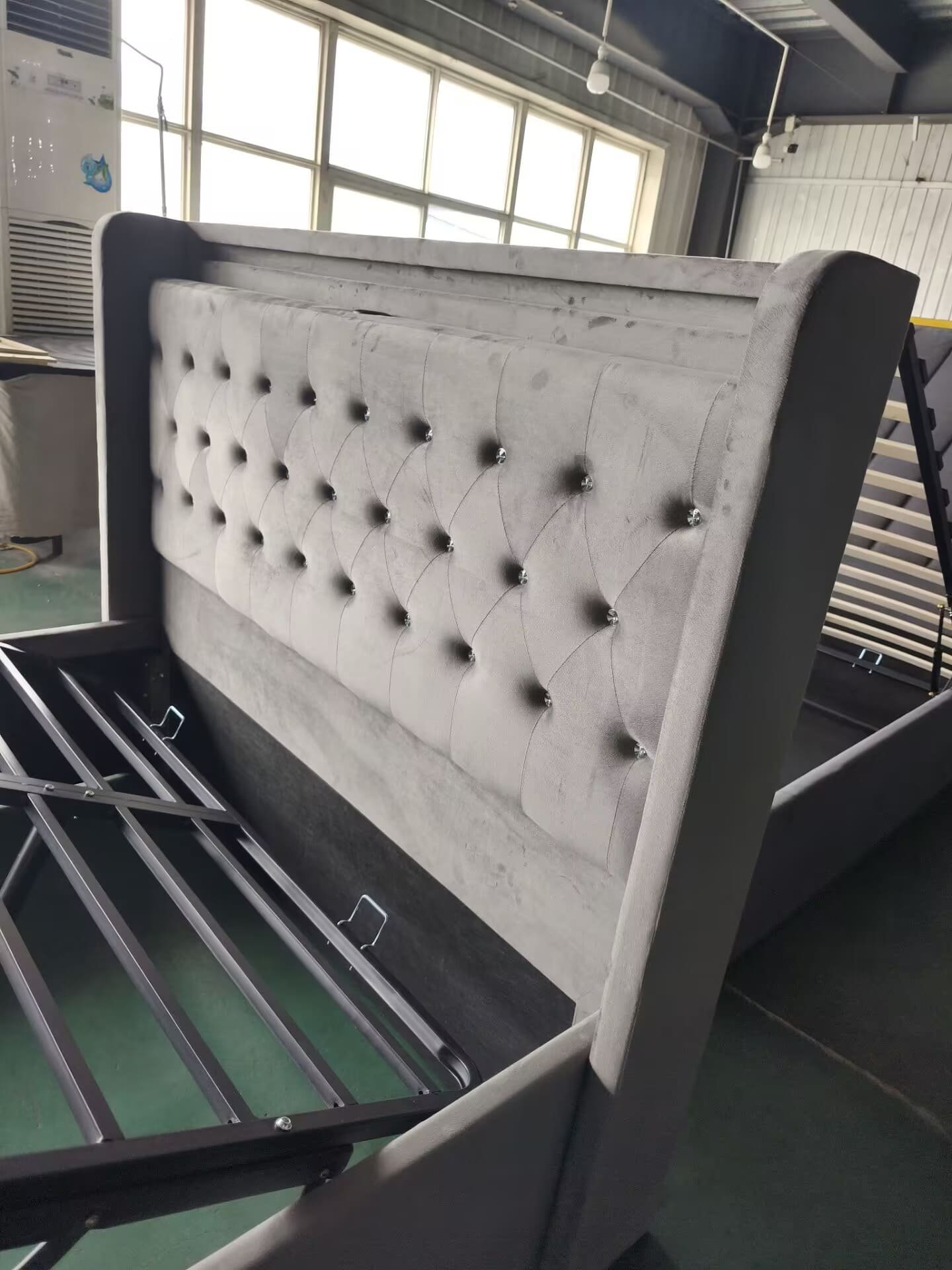 Foldable Mechanism Details