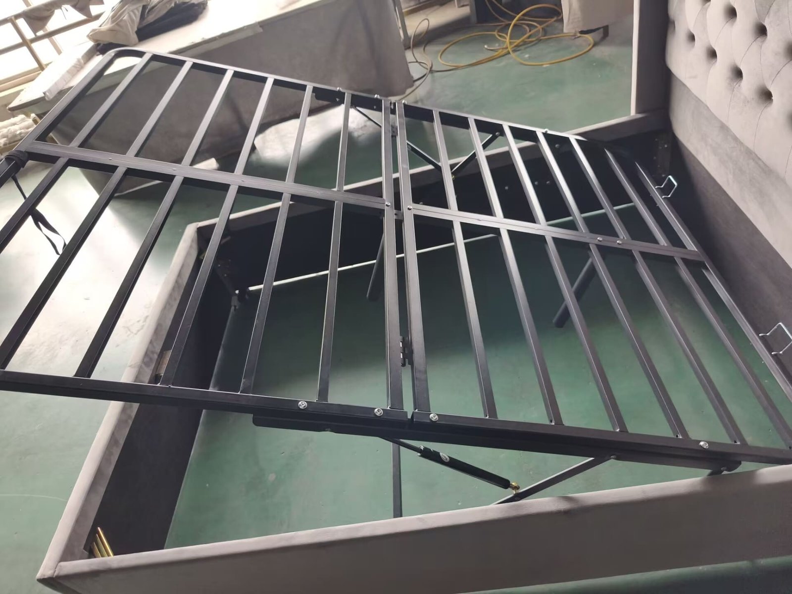 foldable slat base closeup