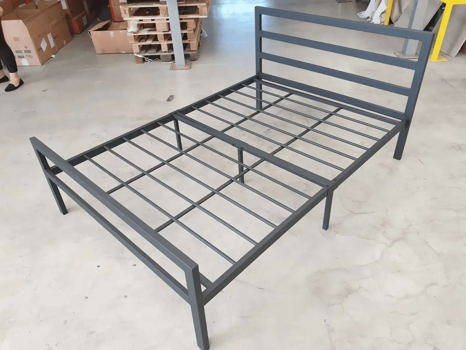 Bulk Metal Bed Frames Wholesale