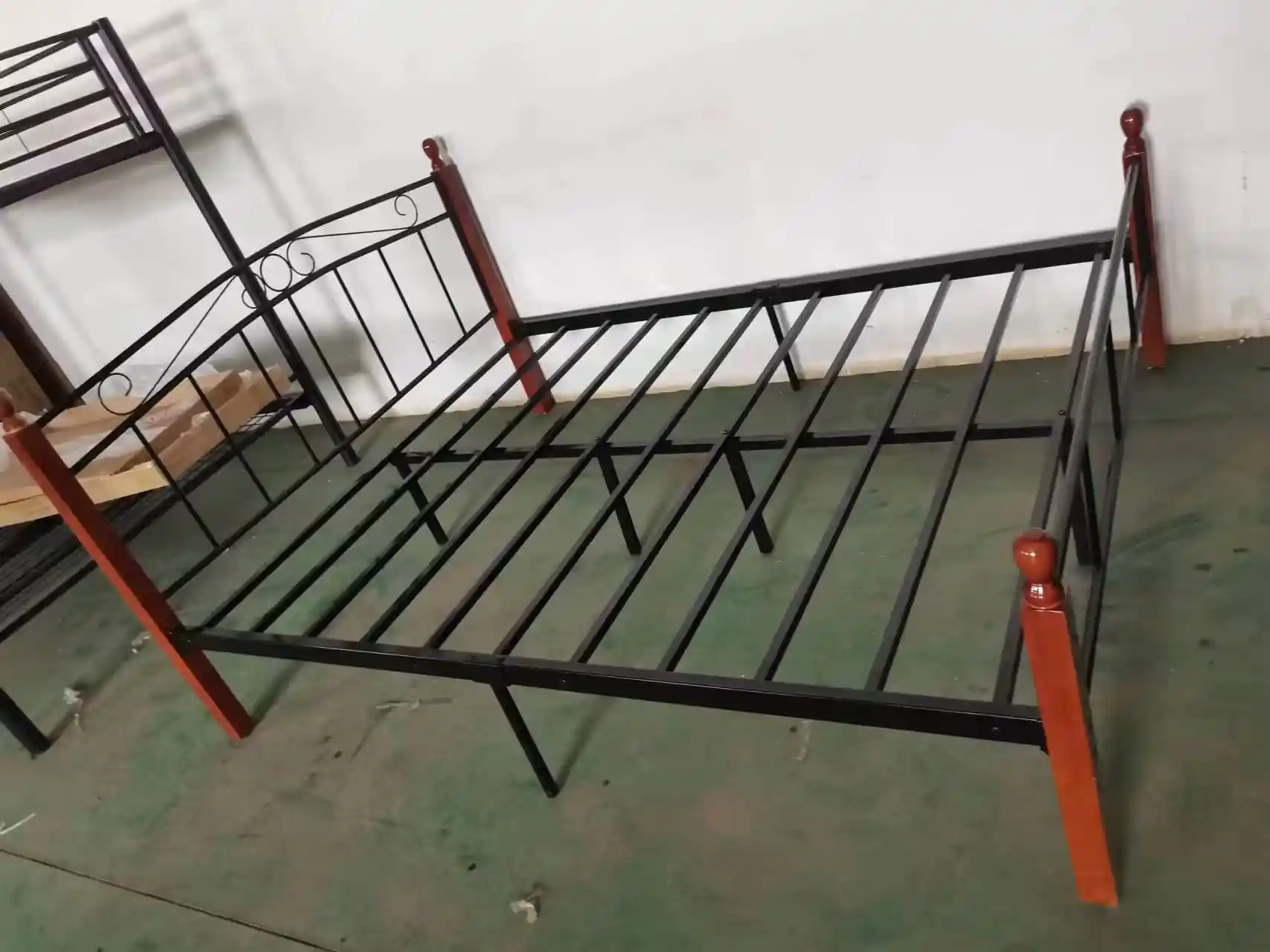 Metal Bed Frame compact single box packaging