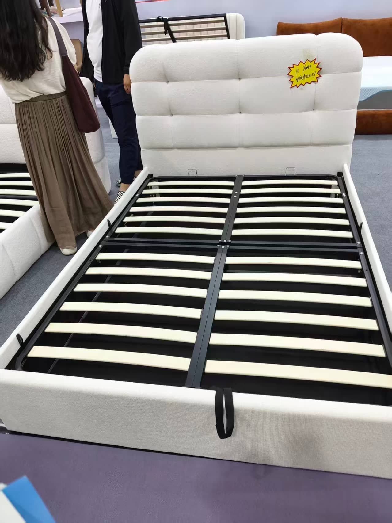 Rounded-Channel Gas Lift Storage Bed image 9