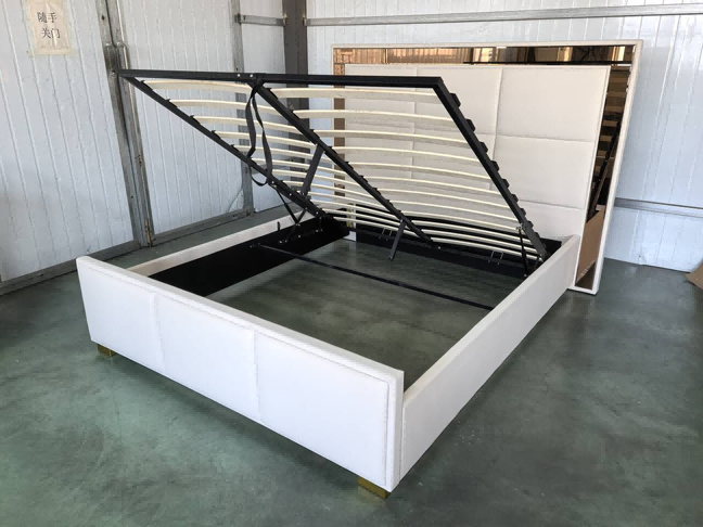 Mirror-Accent Panel Gas Lift Storage Bed image 6