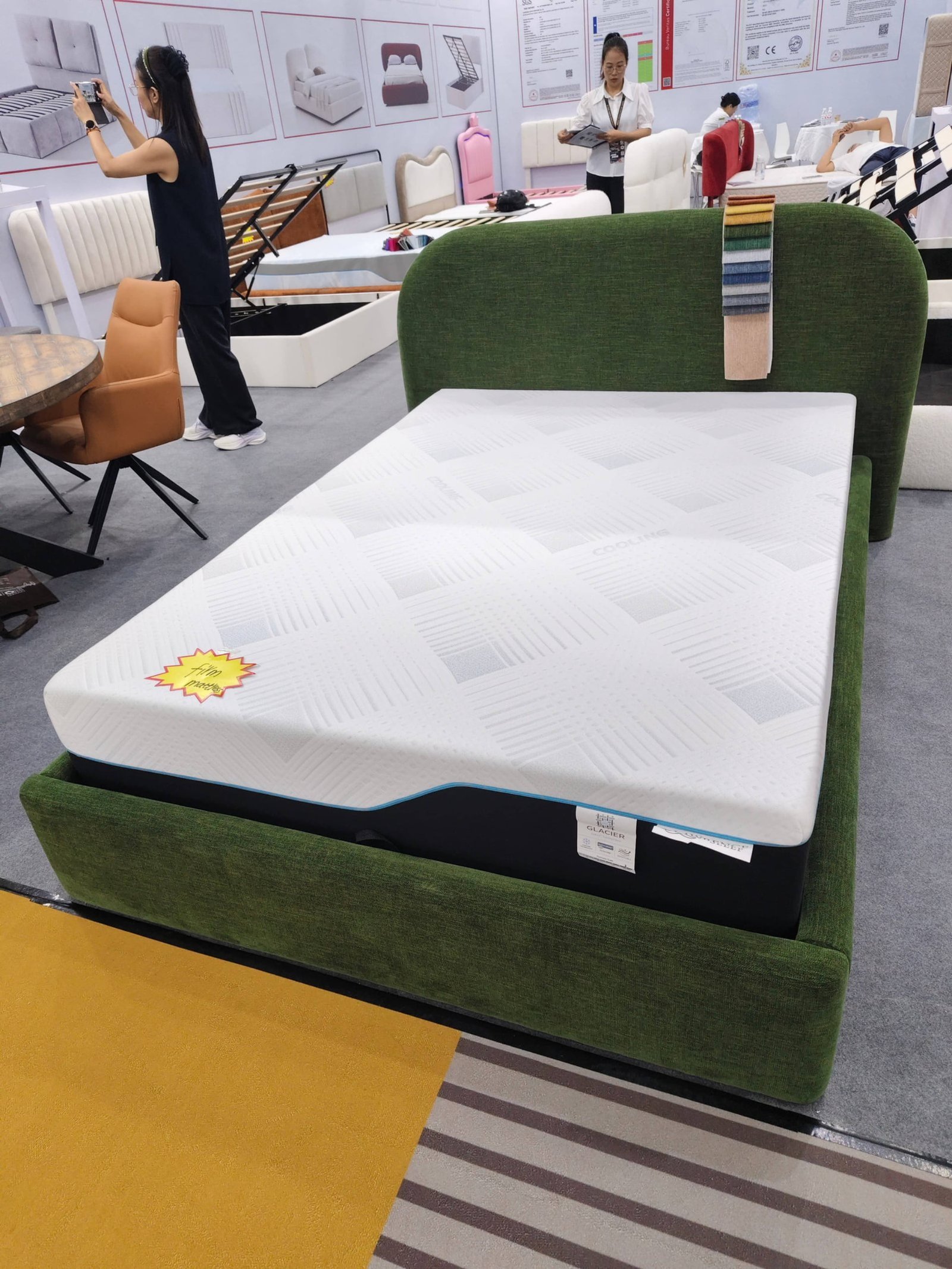 Cooling Extra-Firm Hybrid Mattress image 5