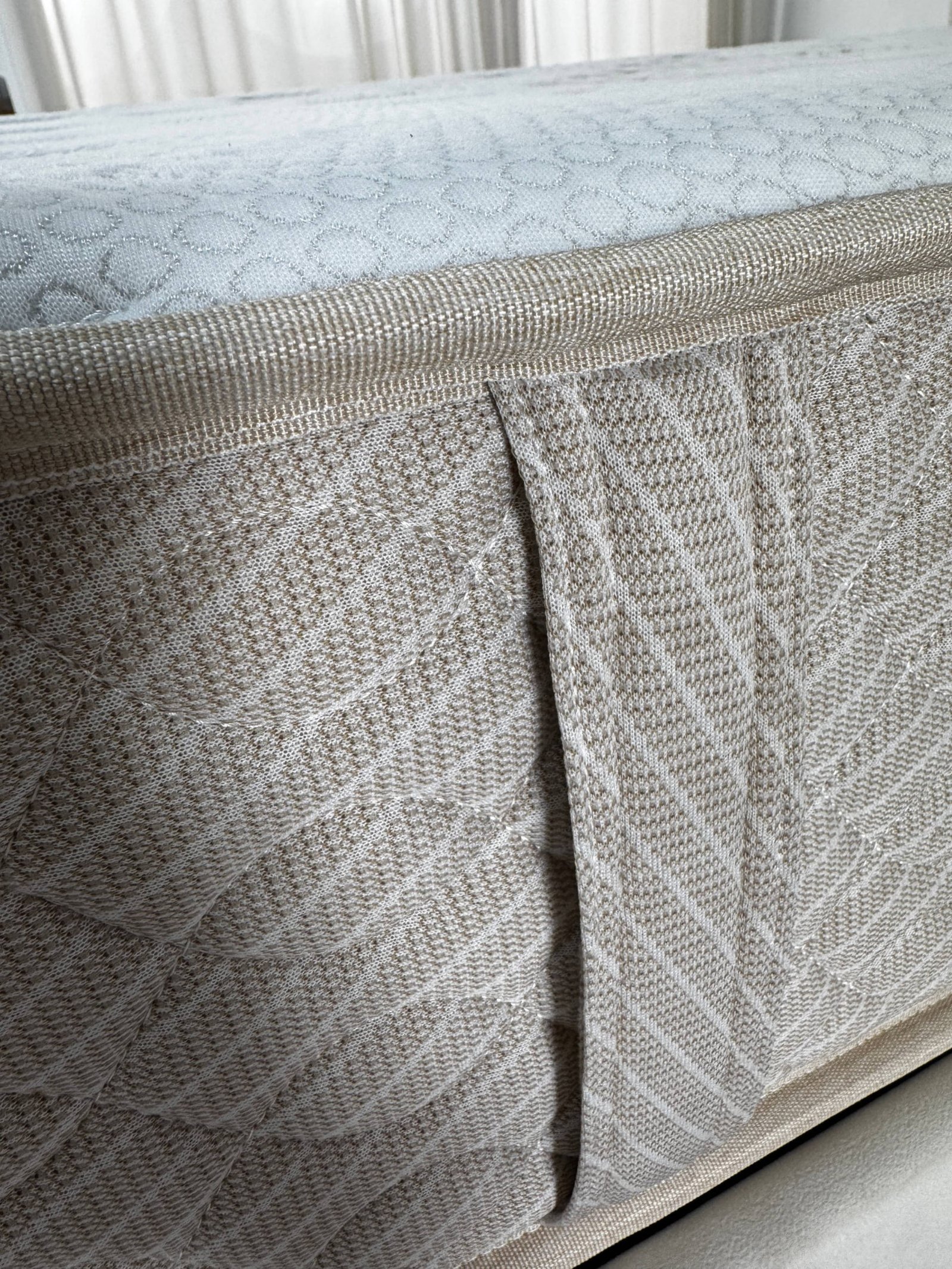 Tight-Top Hybrid Mattress image 5