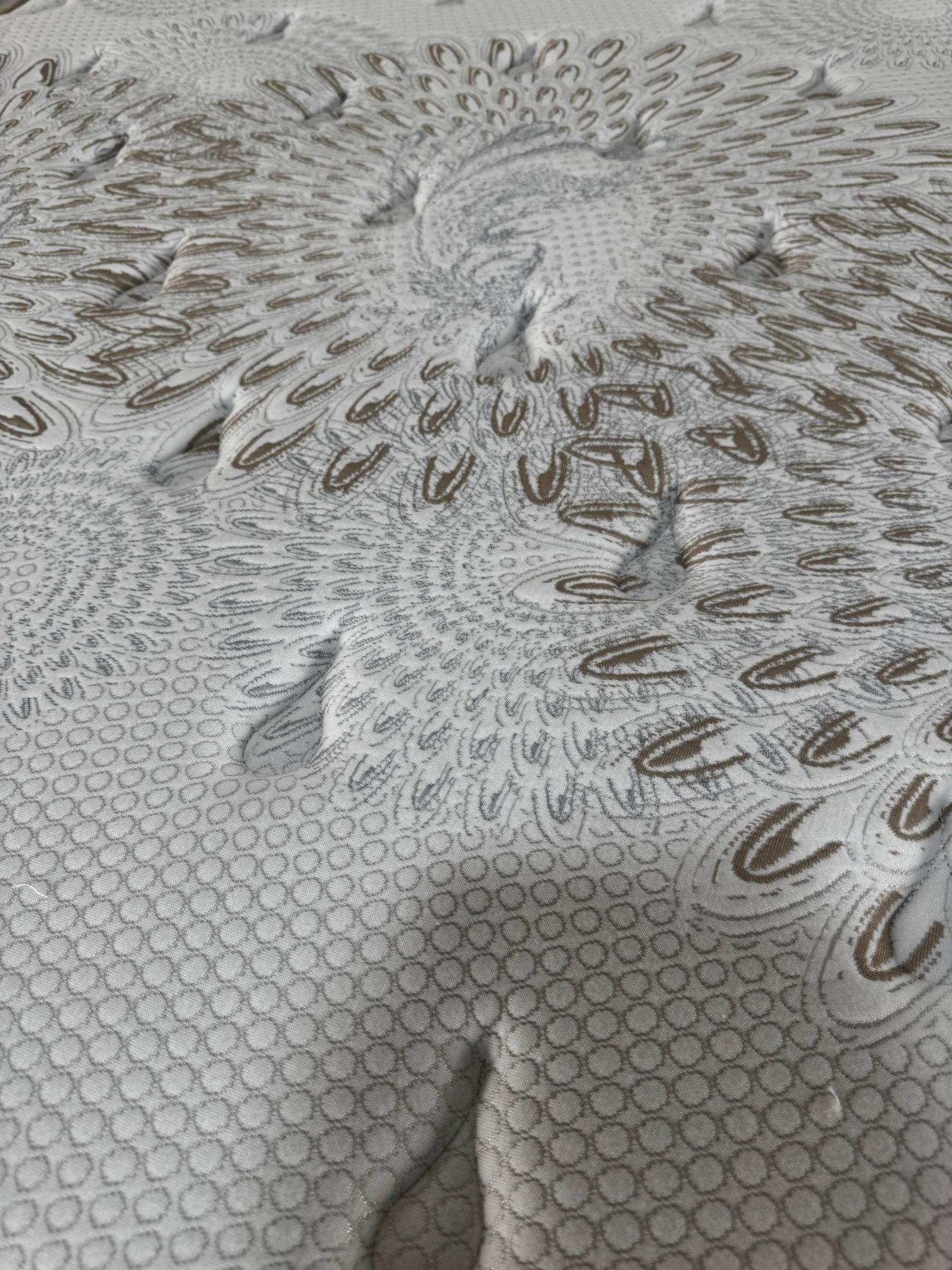 Tight-Top Hybrid Mattress image 10
