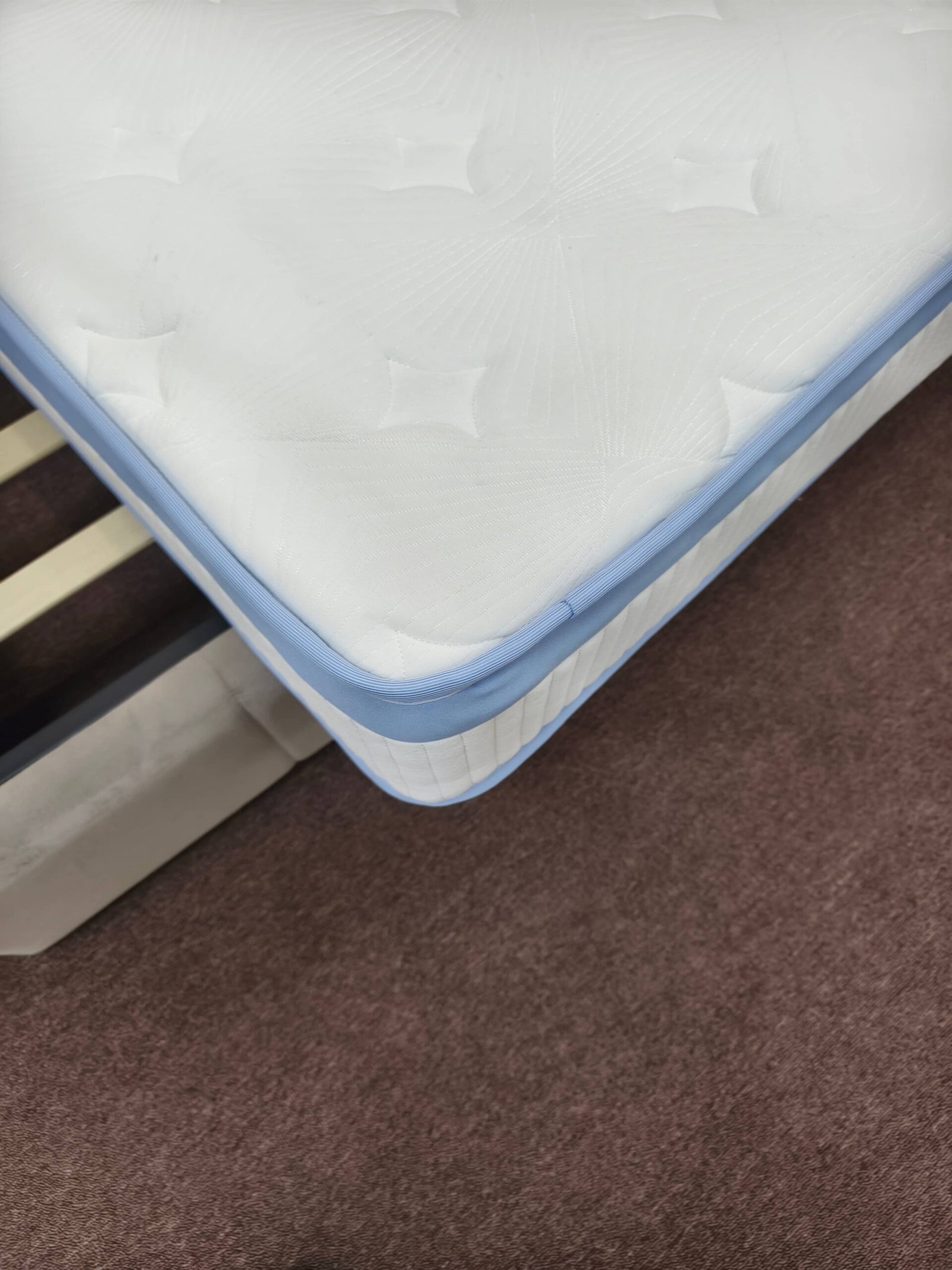 Double-Sided Hybrid Mattress image 2