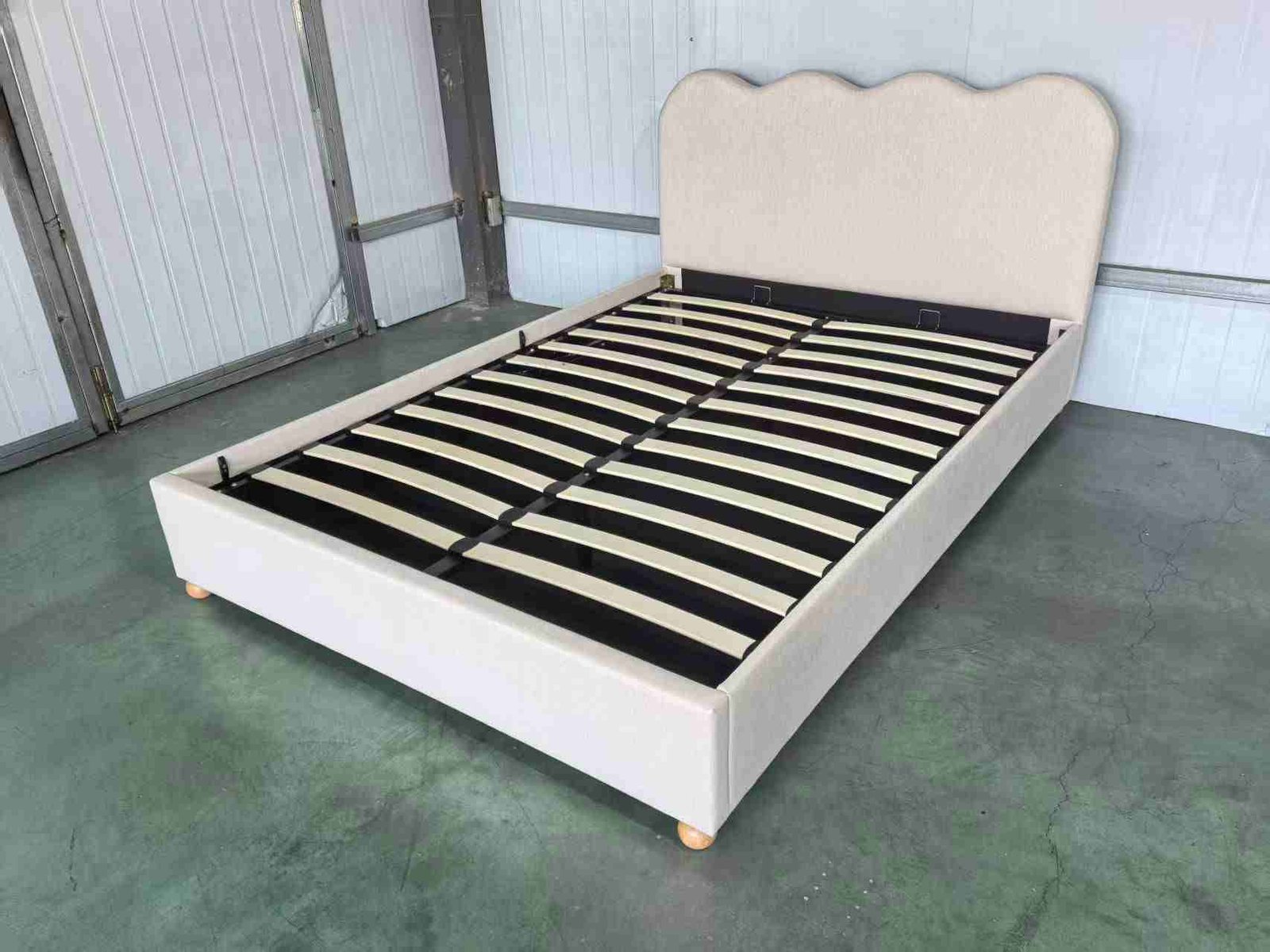 Scalloped Upholstered Gas Lift Storage Bed