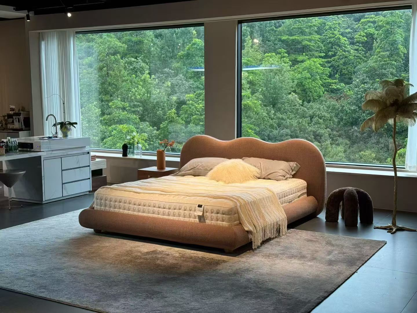 Scalloped Upholstered Gas Lift Storage Bed